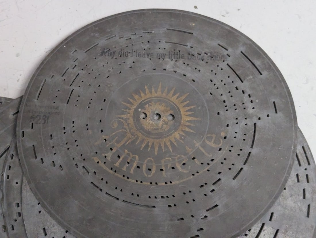 Antique Amorette Disc Music Box by Peters & Co with 10 Vintage Metal Discs - 7