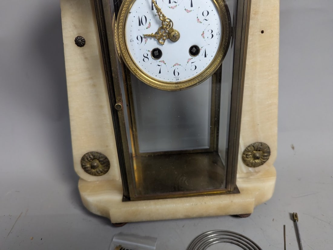 Japy FrÃ¨res Louis XVI Style Onyx Gilt Metal Mantel Clock For Restoration Project - 4