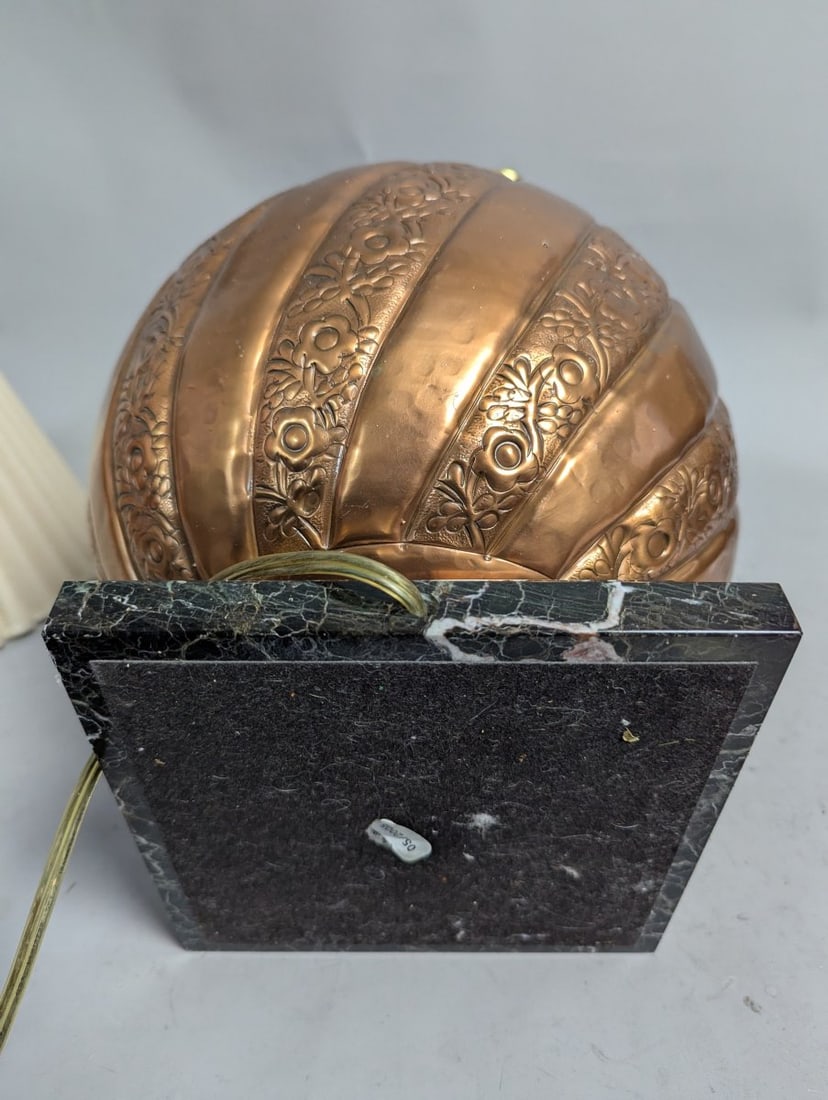 Frederick Cooper Repousse Copper Table Lamp Mid-Century Modern Design - 7