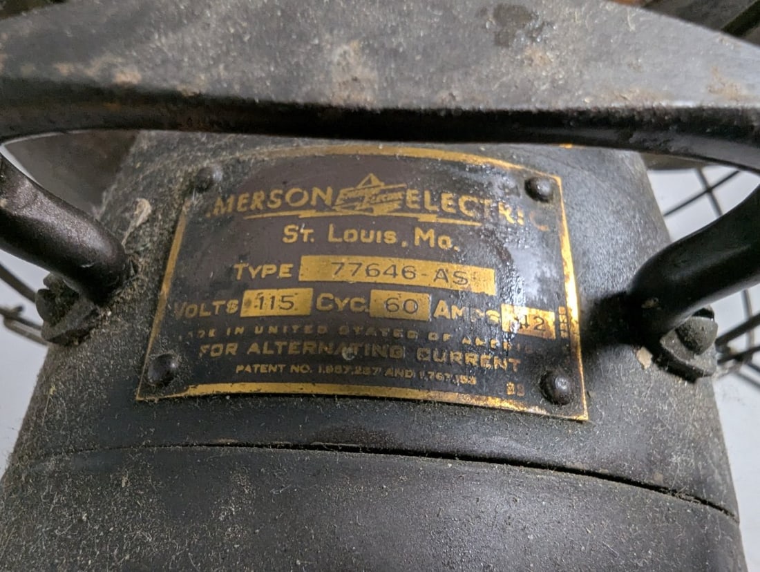 Vintage Emerson Electric Desk Fan Type 77646-AS Collectible 12 Inch Blades Industrial Style - 7