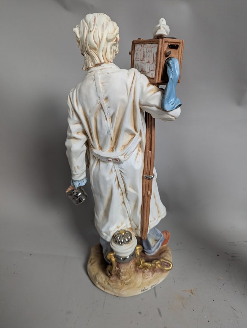 Lopez Moreno The Photographer Vintage Porcelain Figurine Collectible Artisan Piece - 4