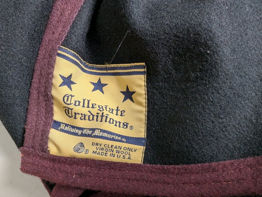 Collegiate Traditions Harvard Hockey Wool Blanket Vintage Style Memorabilia - 3
