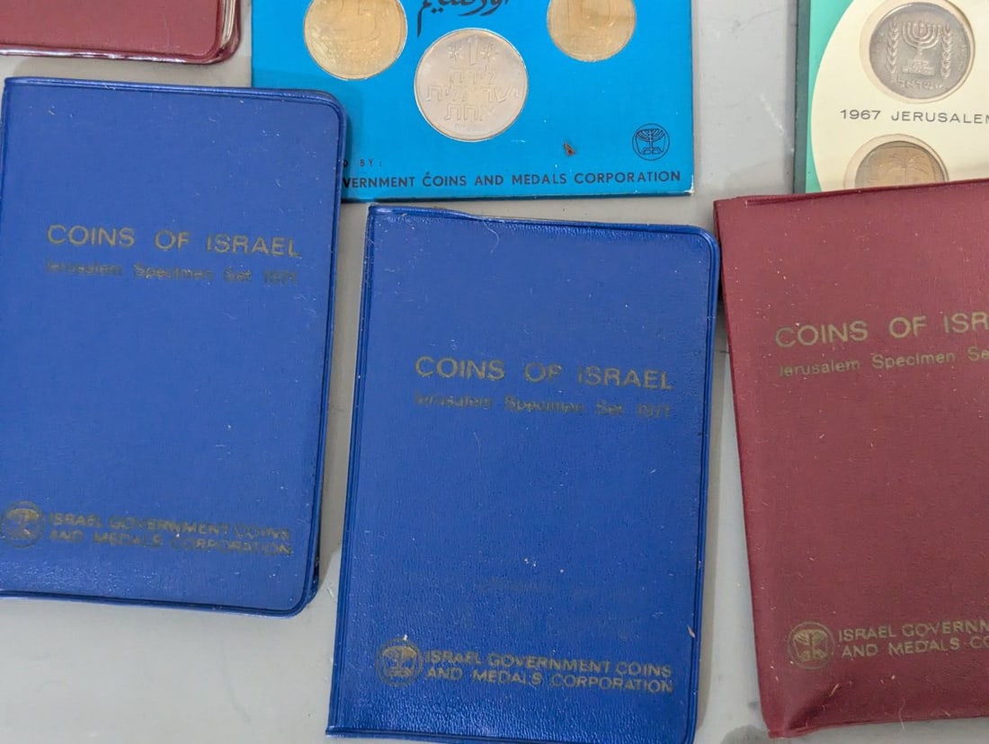 Israel Government Coins and Medals Collection 29 Numismatic Sets Coins of Israel 1960s 1970s - 10