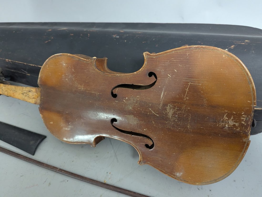 Antique German Bohemian Stradivarius Copy Violin Set with Bow and Case for Restoration - 2