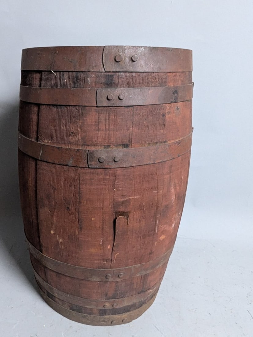 Vintage Coca-Cola Wooden Syrup Barrel with Glass Top and Authentic Branding - 2