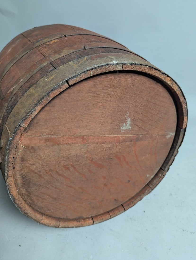 Vintage Coca-Cola Wooden Syrup Barrel with Glass Top and Authentic Branding - 4