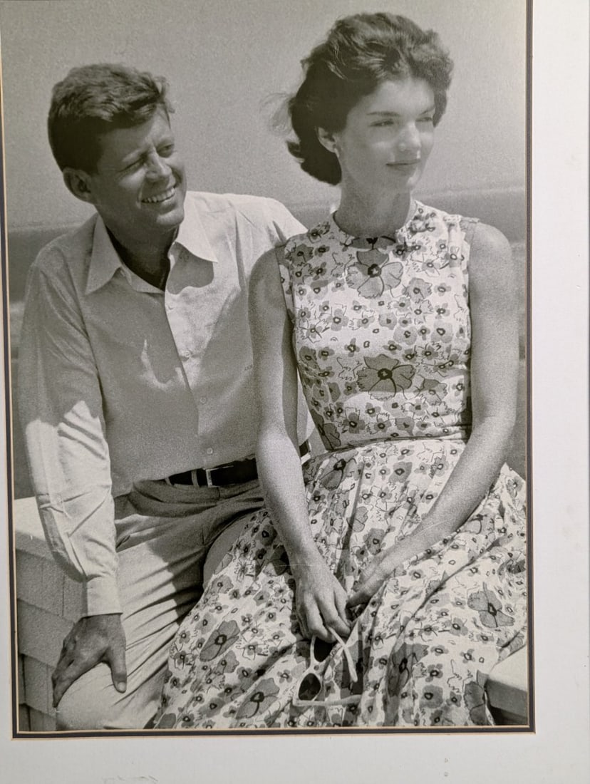 Framed Reproduction Photograph of John F Kennedy and Jacqueline Bouvier by Hy Peskin - 2