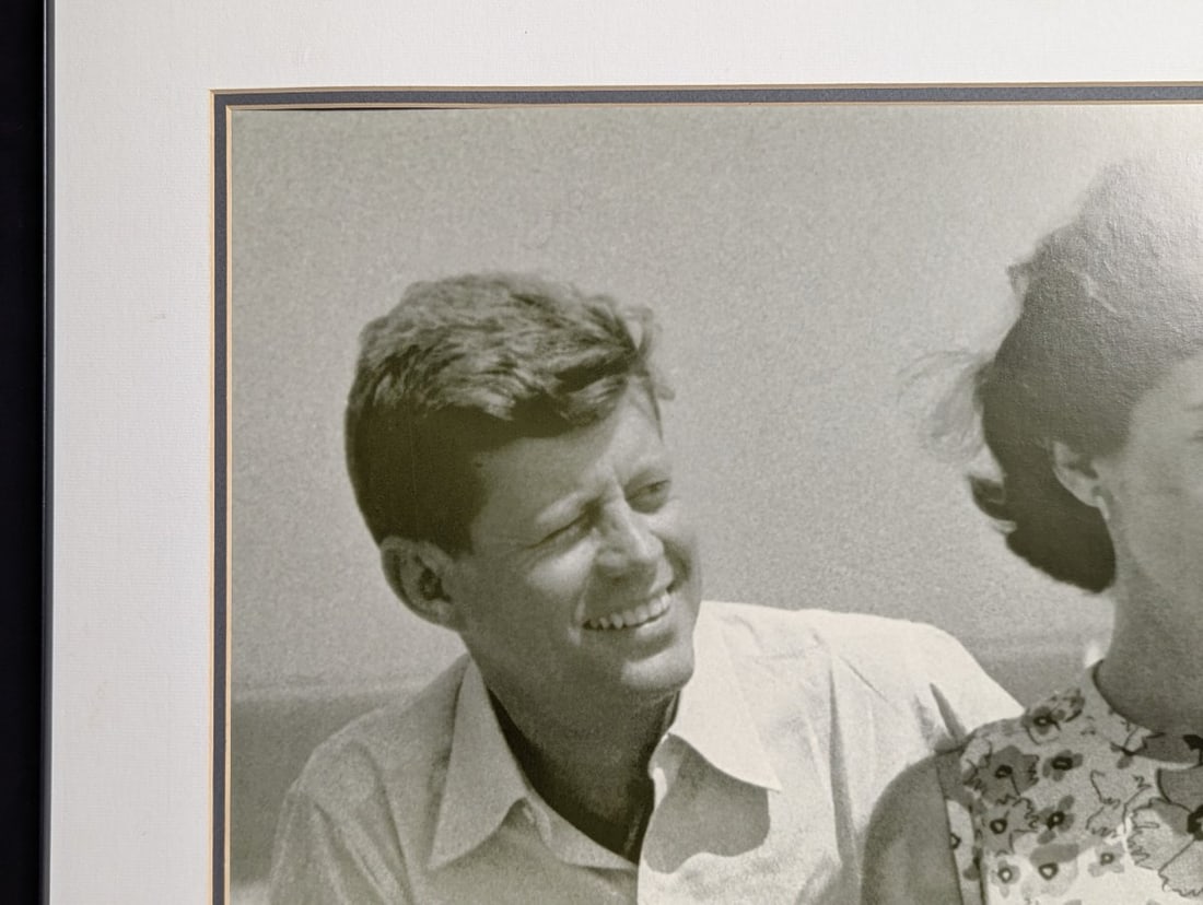 Framed Reproduction Photograph of John F Kennedy and Jacqueline Bouvier by Hy Peskin - 3