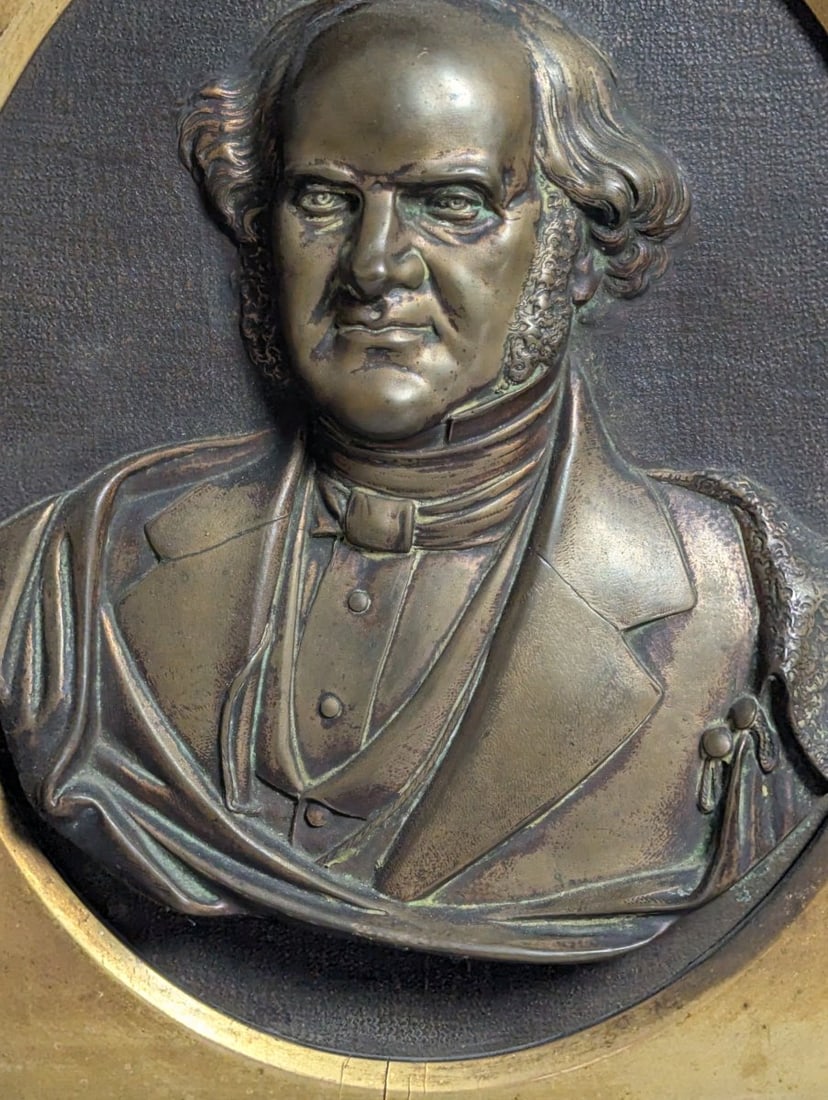 19th Century Framed Bronze Electrotype Relief Portrait of a Gentleman High Relief Art - 2