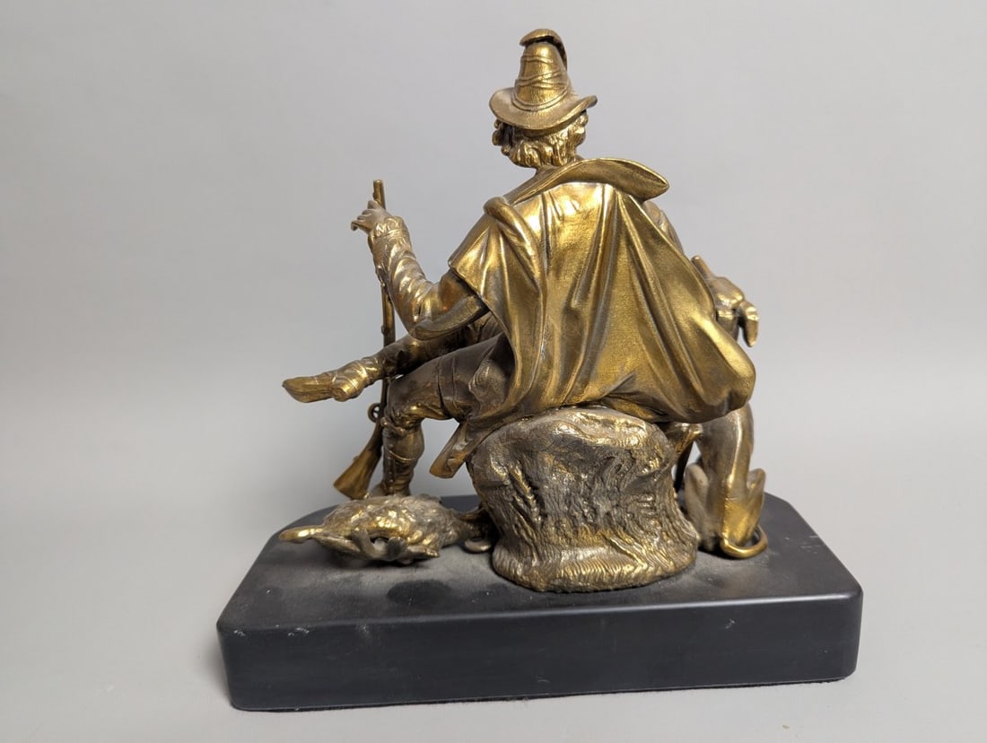 Antique Brass Sculpture of a Hunter with Dogs on Onyx Base Unmarked 19th Century - 6