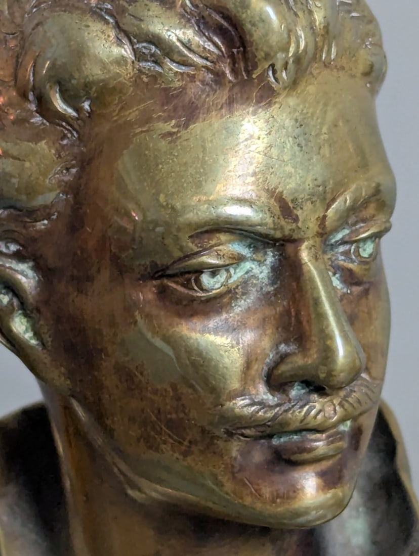 Stunning Pair of Figural Bronze Statues by Charles Masse on Marble Base - 12