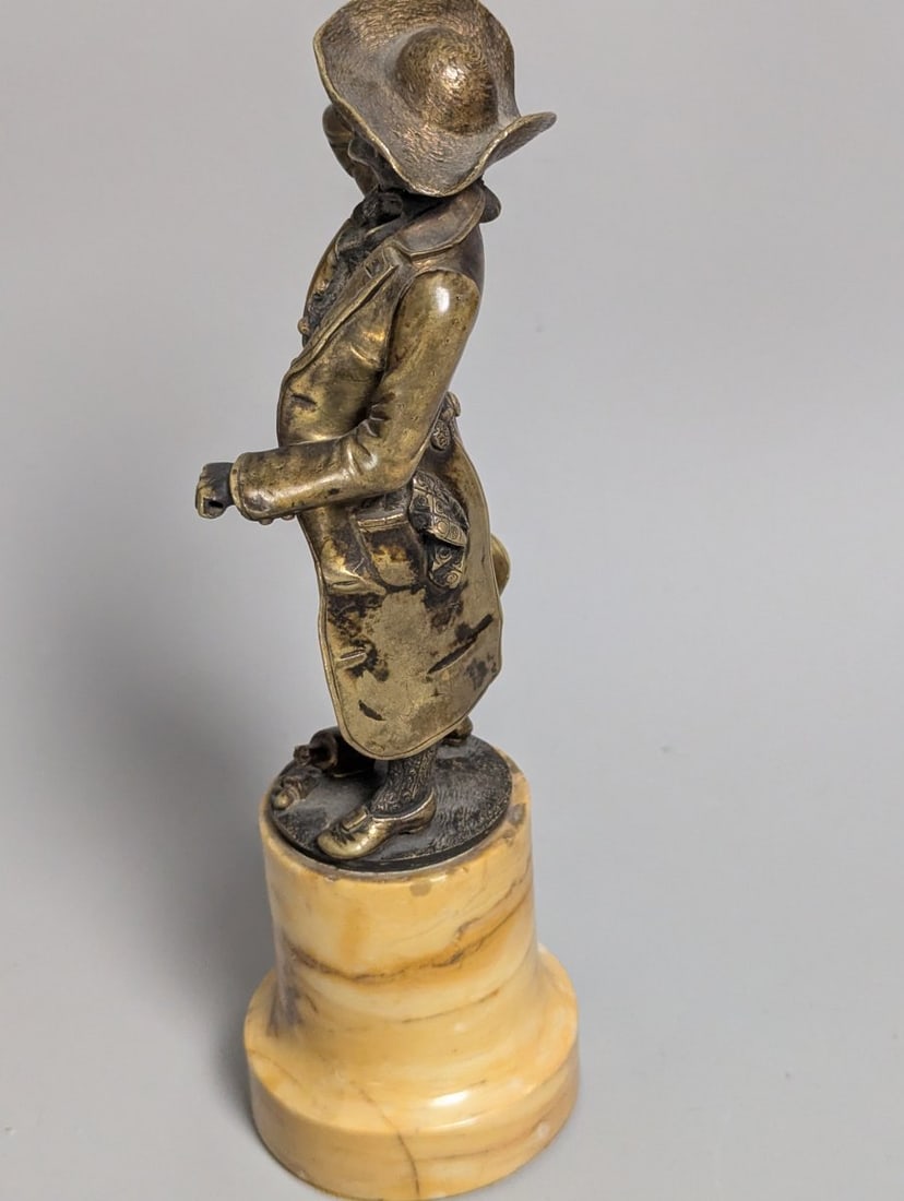 Austrian-Style Bronze Figure of a Man on Marble Base Vintage Decorative Art - 4