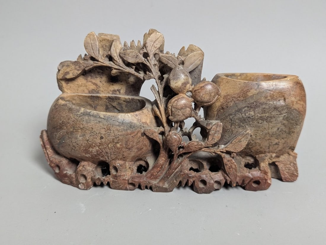 Lot of 8 Vintage Chinese Soapstone Carvings with Floral and Fruit Motifs - 10
