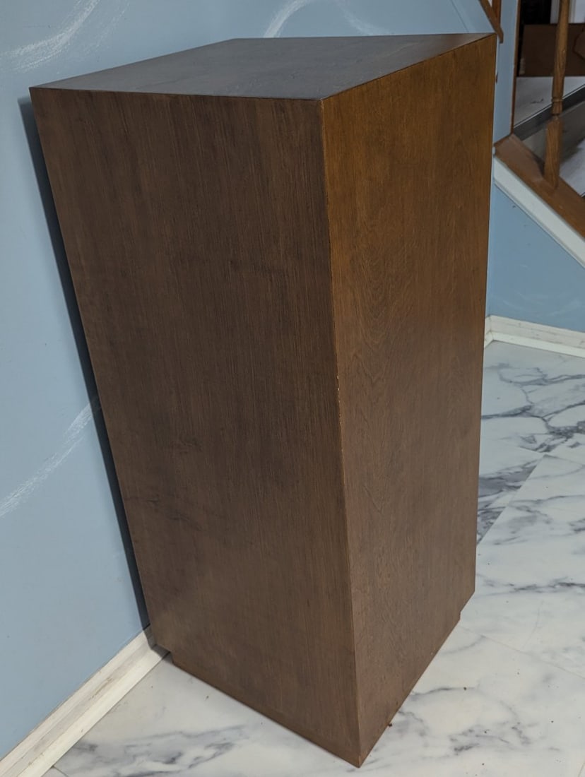 Modern Wood Veneer Display Pedestal for Art and Decor, Stylish and Versatile Stand - 3
