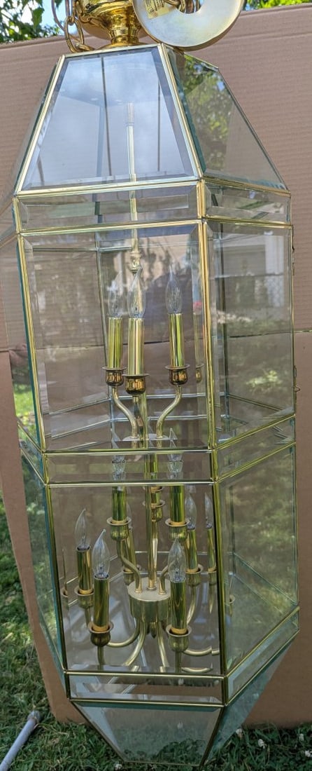 Vintage Two-Tier 12-Light Brass Beveled Glass Foyer Chandelier Stunning Lighting Fixture (1 of 10)