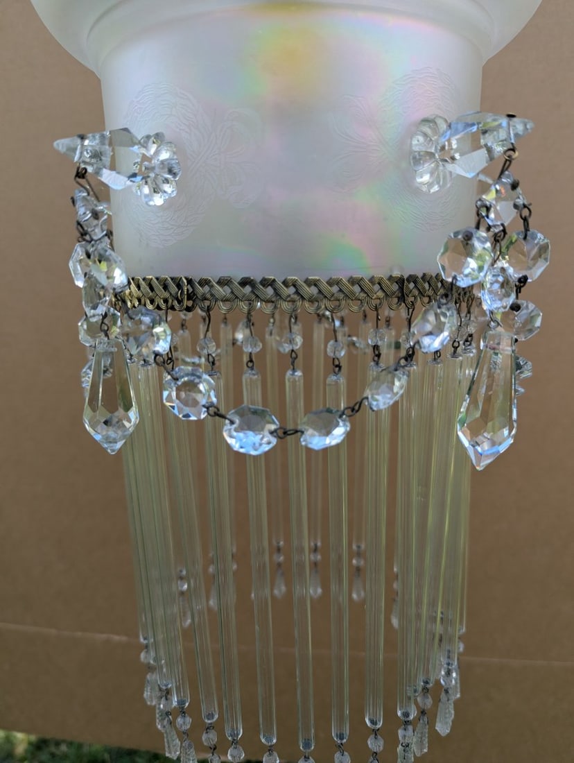 Vintage Hollywood Regency Style Chandelier with Iridescent Glass and Crystal Accents - 2