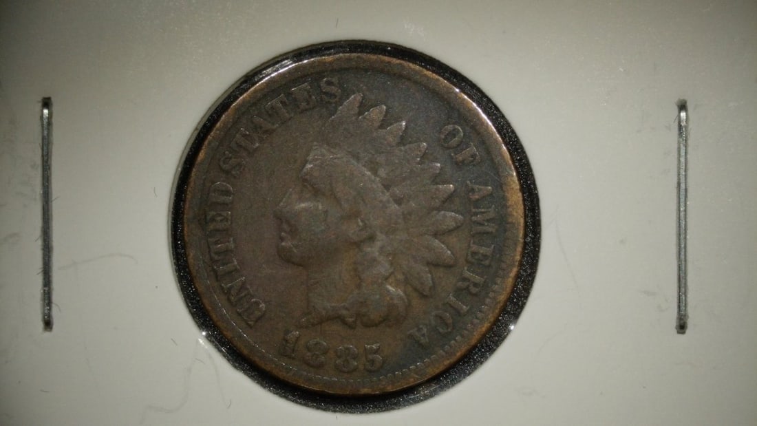 1882 1884 1885 1886 U.S. Indian Head Cents Collection - V.G. and G. Grades: **Important** Please read below description on how to avoid high shipping costs. Explore this impressive collection of U.S. Indian Head Cents from the 1880s, featuring coins from 1882, 1884, 1885, and