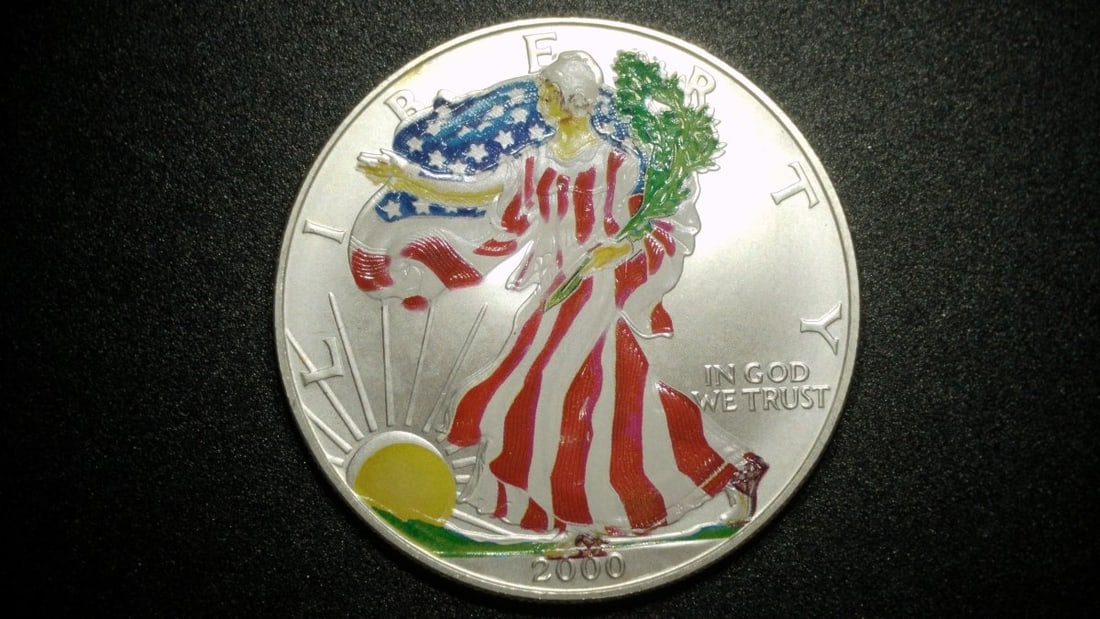 2000 American Colorized Silver Eagle Coin - Excellent Grade One Ounce Fine Silver (1 of 2)