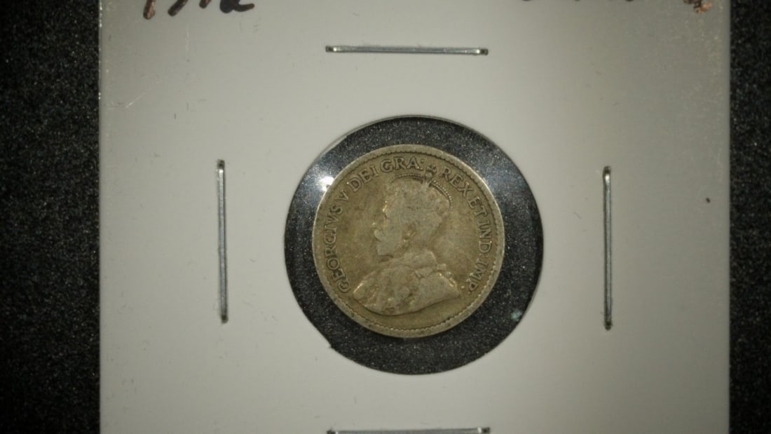 1912 Canada 5 Cents Silver Coin by Sir Edgar Bertram Mackennal, Very Good Condition: **Important** Please read below description on how to avoid high shipping costs. This beautifully designed 1912 Canada 5 Cents Silver Coin features the iconic work of Sir Edgar Bertram Mackennal, who
