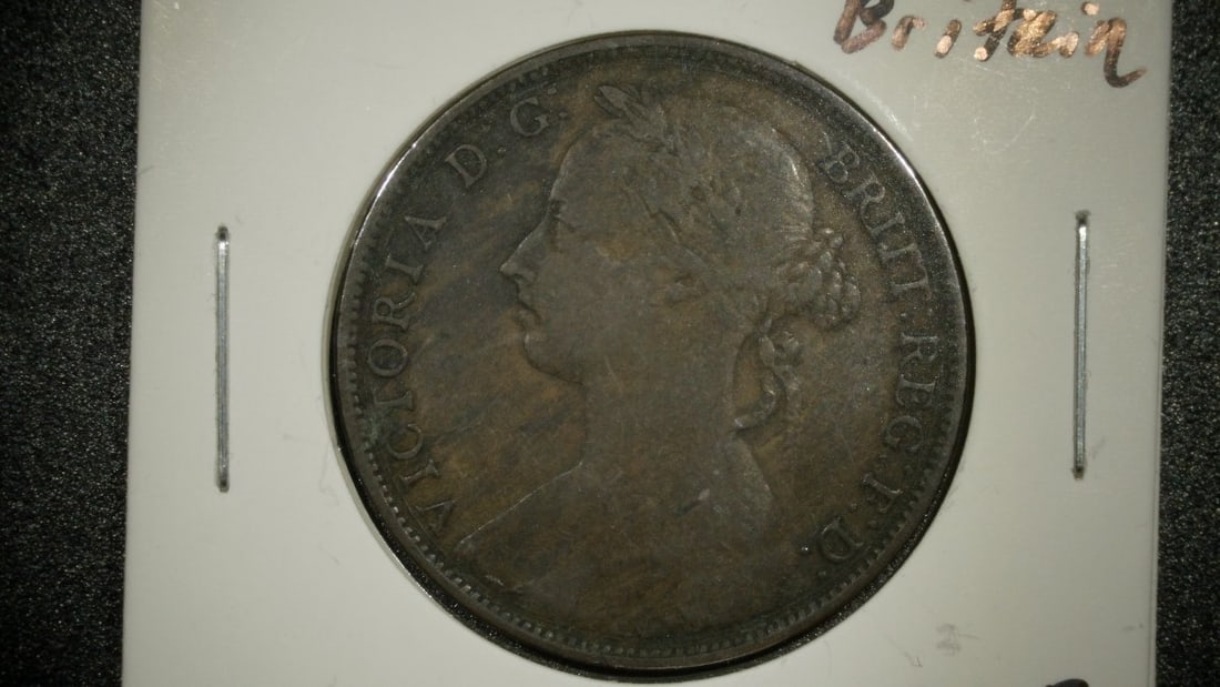 1884 Great Britain Queen Victoria One Penny Coin Very Fine Bronze Coin Leonard Wyon: **Important** Please read below description on how to avoid high shipping costs. This is an 1884 Great Britain One Penny coin from the reign of Queen Victoria. The obverse features the 'Bun Head' or