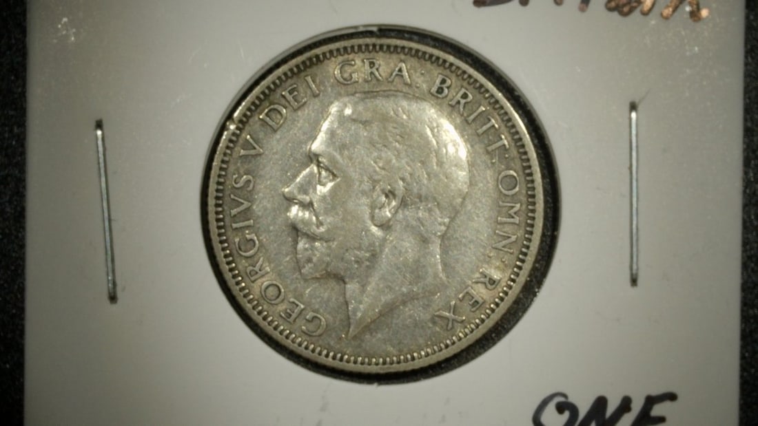 1933 King George V One Shilling & 1943 King George VI Two Shillings Silver Coins Lot: **Important** Please read below description on how to avoid high shipping costs. This lot includes two exquisite silver coins from Great Britain that are must-have additions for any collector. The