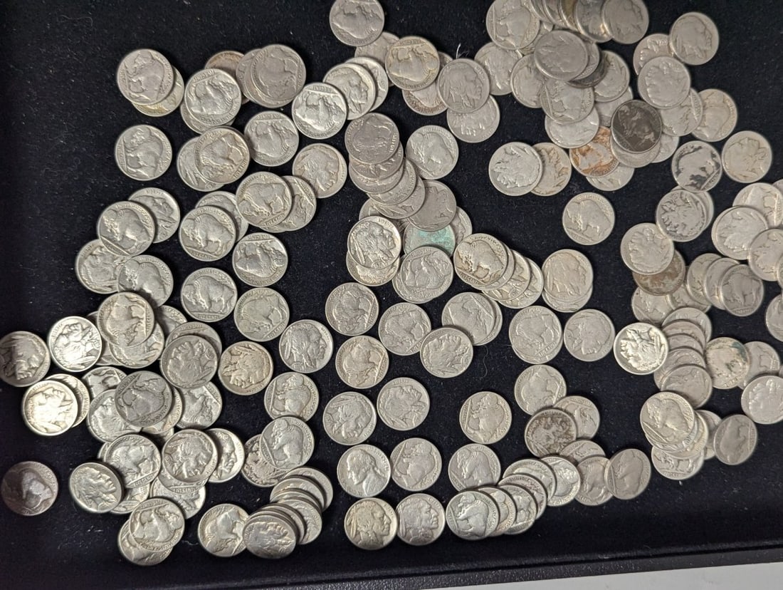 Bulk Lot of U.S. Buffalo Nickels, Mixed Dates and No Dates, Fair Grade by James Earle Fraser (1 of 2)