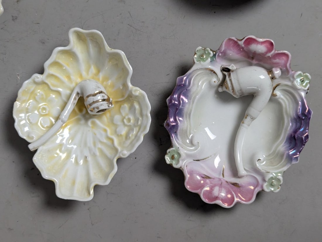 Vintage Collection of 18 Thematic Pipe Holder Ashtrays and Trinket Dishes - 9