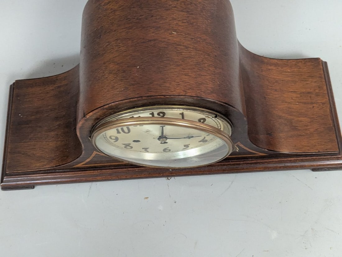 Seth Thomas Tambour Mantel Clock Classic Chiming Design in Working Order with Pendulum - 4