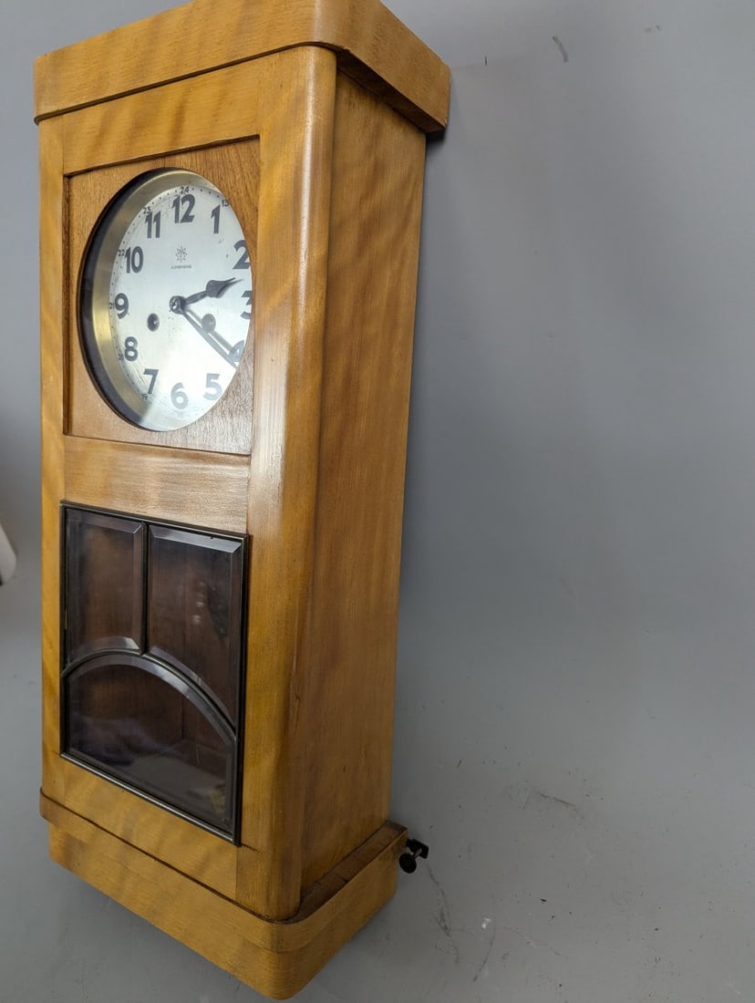 Junghans Art Deco Wall Clock Vintage Style with Pendulum and Key Working Condition - 2
