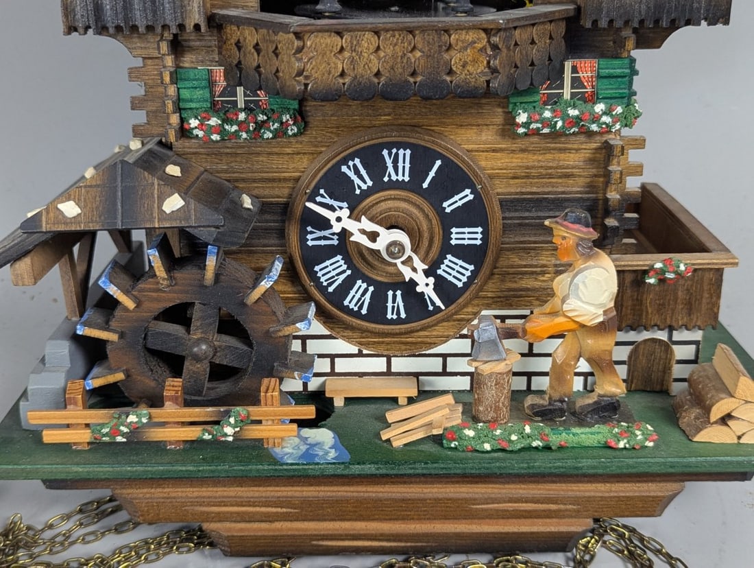 Vintage German Black Forest Musical Cuckoo Clock by Cuendet with Dancers and Woodchopper - 2