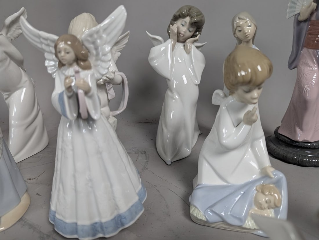 LladrÃ³ Porcelain Figurine Collection 15 Pieces Including Angels and Religious Figures - 6
