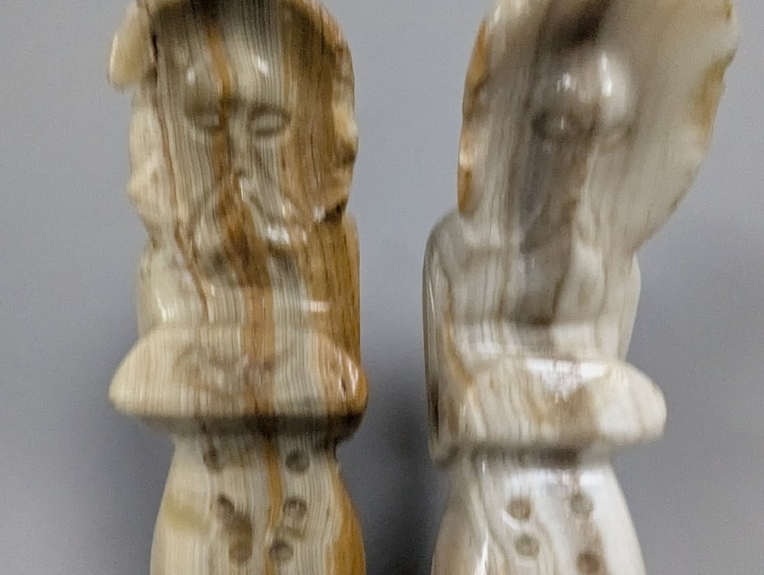 Mid-Century Modern Carved Banded Onyx Figures Pair - Collectible Decorative Art - 2
