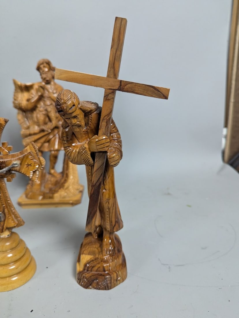 Hand-Carved Olive Wood Christian Figures Collection from the Holy Land with Large Cross - 7