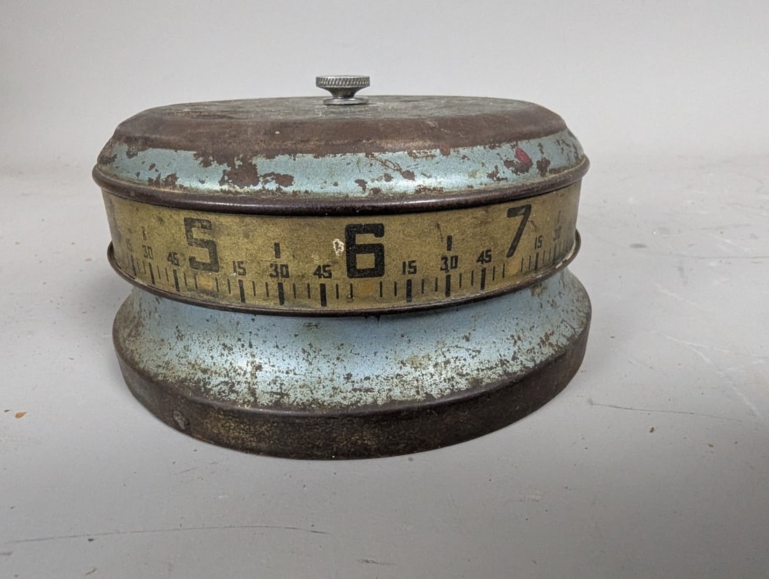 Antique New Haven Tape Measure Mystery Clock Art Deco Design for Restoration - 3