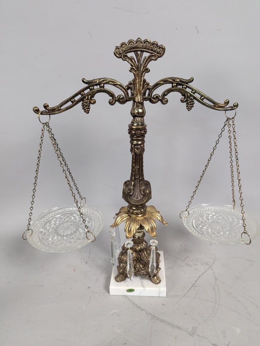Vintage Italian Decorative Balance Scale with Crystal Prisms and Marble Base (1 of 6)