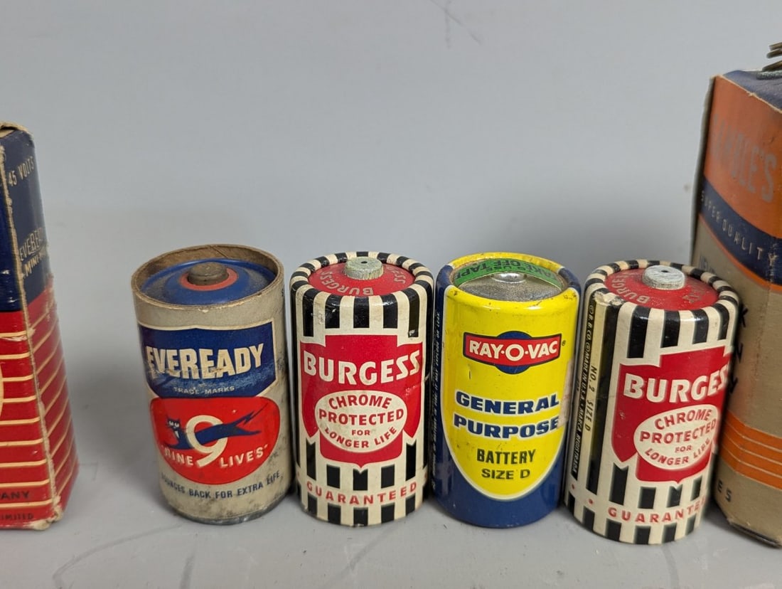 Vintage Dry Cell Battery Collection American German Brands 34 Lot - 10