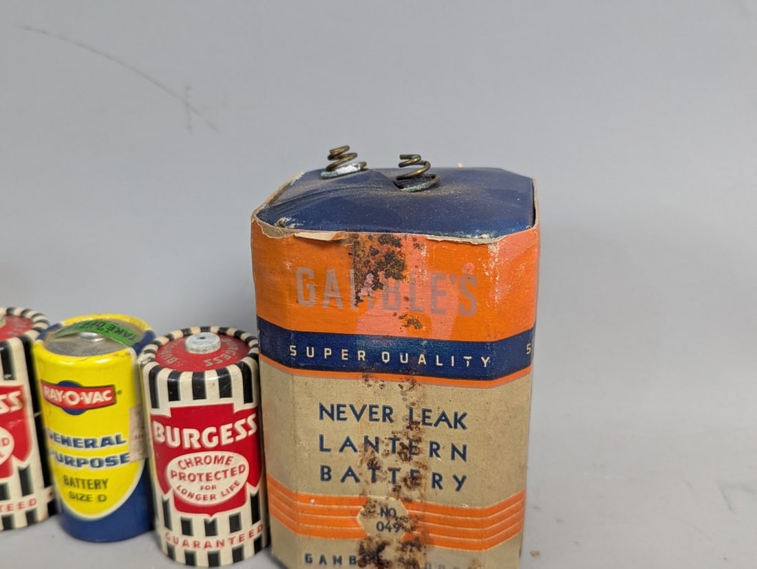 Vintage Dry Cell Battery Collection American German Brands 34 Lot - 11