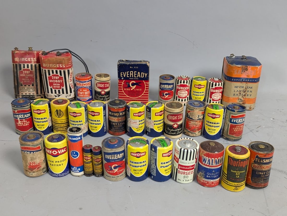 Vintage Dry Cell Battery Collection American German Brands 34 Lot: **Important** Please read below description on how to avoid high shipping costs. Explore this remarkable collection of 34 vintage dry cell batteries from various American and German manufacturers,