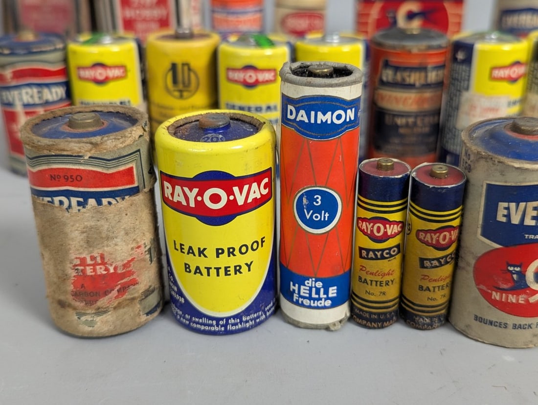 Vintage Dry Cell Battery Collection American German Brands 34 Lot - 2