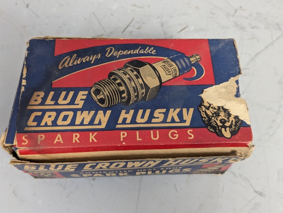 Vintage Blue Crown Husky Spark Plugs Collection Automobilia Petroliana Racing Memorabilia - 2