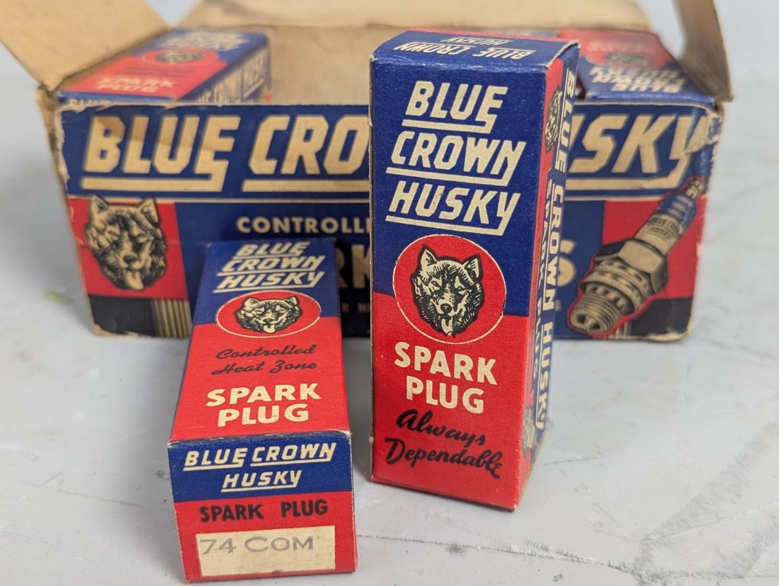 Vintage Blue Crown Husky Spark Plugs Collection Automobilia Petroliana Racing Memorabilia - 4