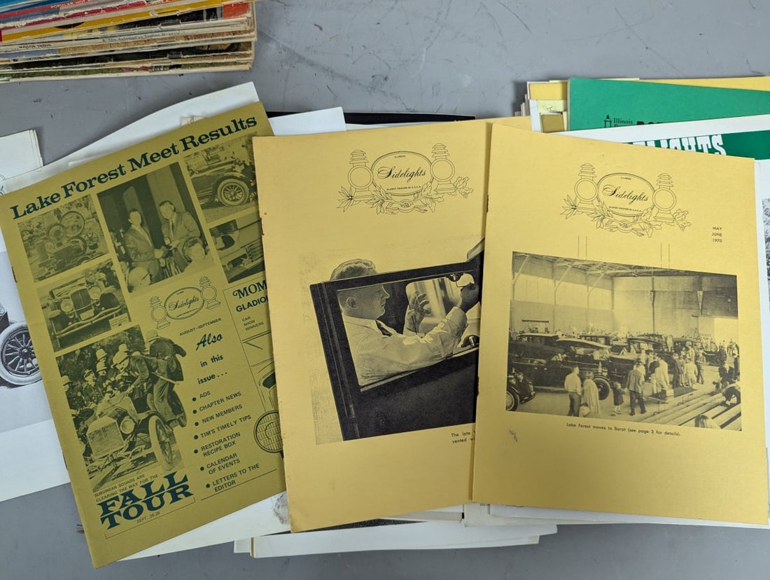 Vintage American Automotive Magazines Collection from 1950s-1960s, Includes Bulb Horn & Sidelights - 4
