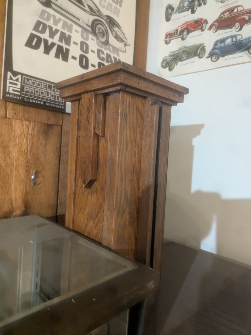 Andrew Samuelson Antique Oak Store Display Cabinet Large Quarter-Sawn Oak Showcase - 7