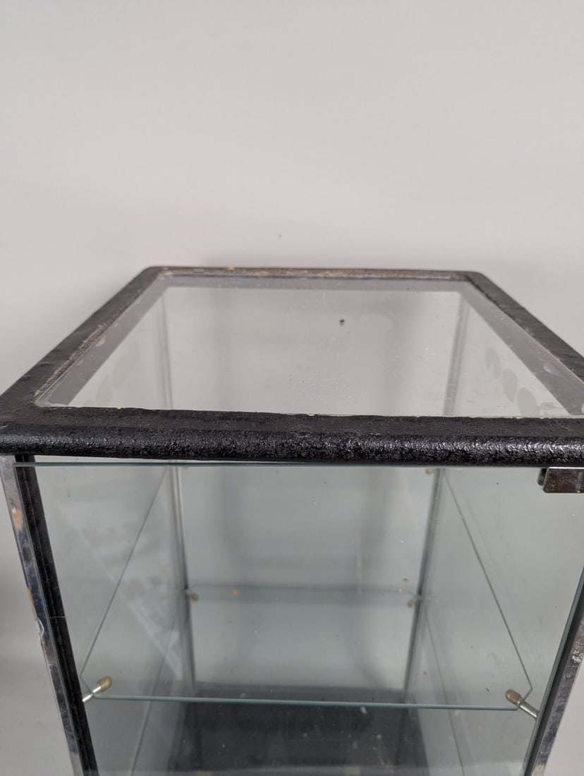 Vintage Coda USA Chrome and Glass Display Cabinet Etched Logo 70s 80s Design - 2