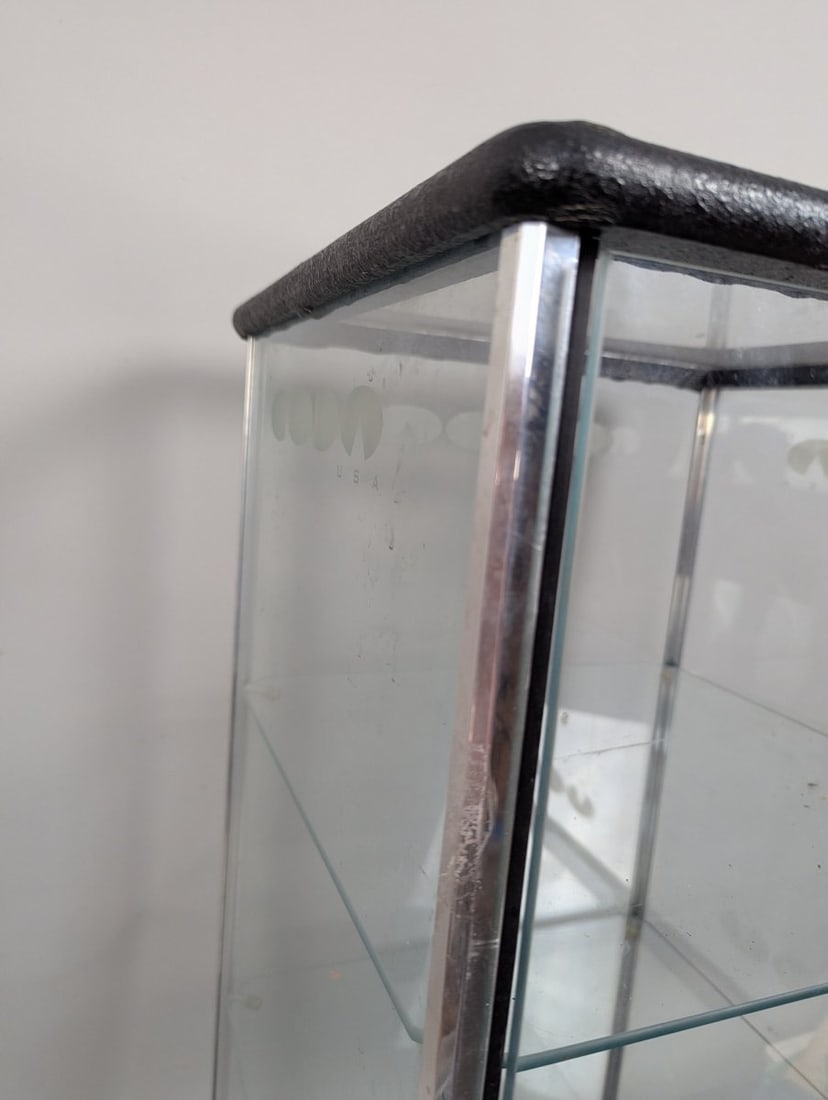 Vintage Coda USA Chrome and Glass Display Cabinet Etched Logo 70s 80s Design - 4