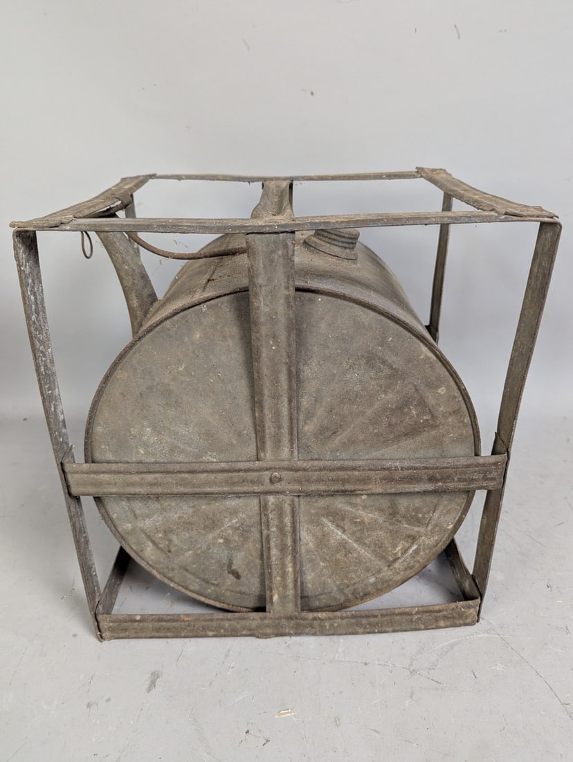 Antique Brown Stamping Co. Tilting Kerosene Oil Can Farmhouse Decor Primitive Collectible: **Important** Please read below description on how to avoid high shipping costs. Discover a piece of history with this Antique Brown Stamping Co. Tilting Kerosene Oil Can, measuring 11 x 14 x 14 1/2