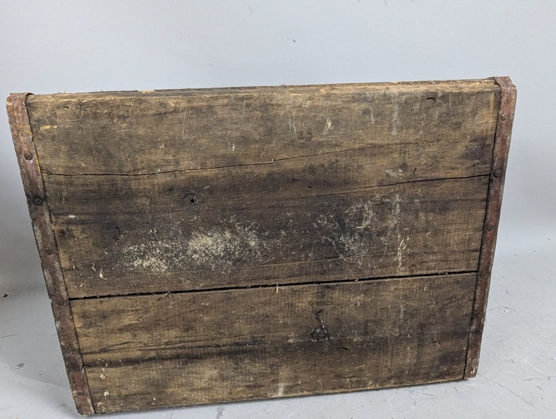 Vintage Geo Walter Brewing Co Wooden Beer Crate Appleton WI Collectible Decor - 7
