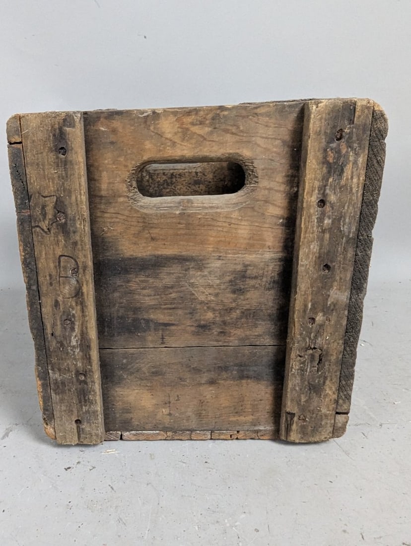Vintage Blatz Beer Wooden Crate Rustic Breweriana Decor Collectible Milwaukee - 3