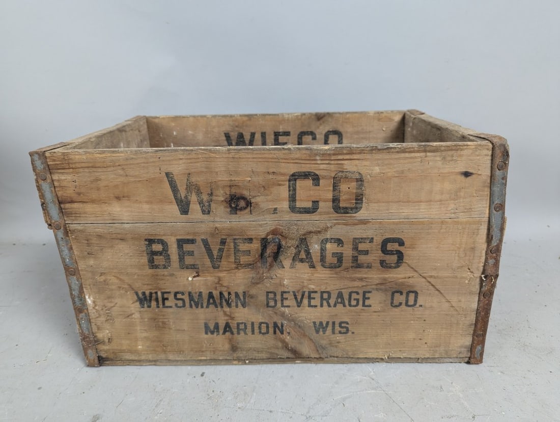 Vintage WIECO Beverages Wooden Crate Rustic Advertising Decor Marion Wisconsin (1 of 6)