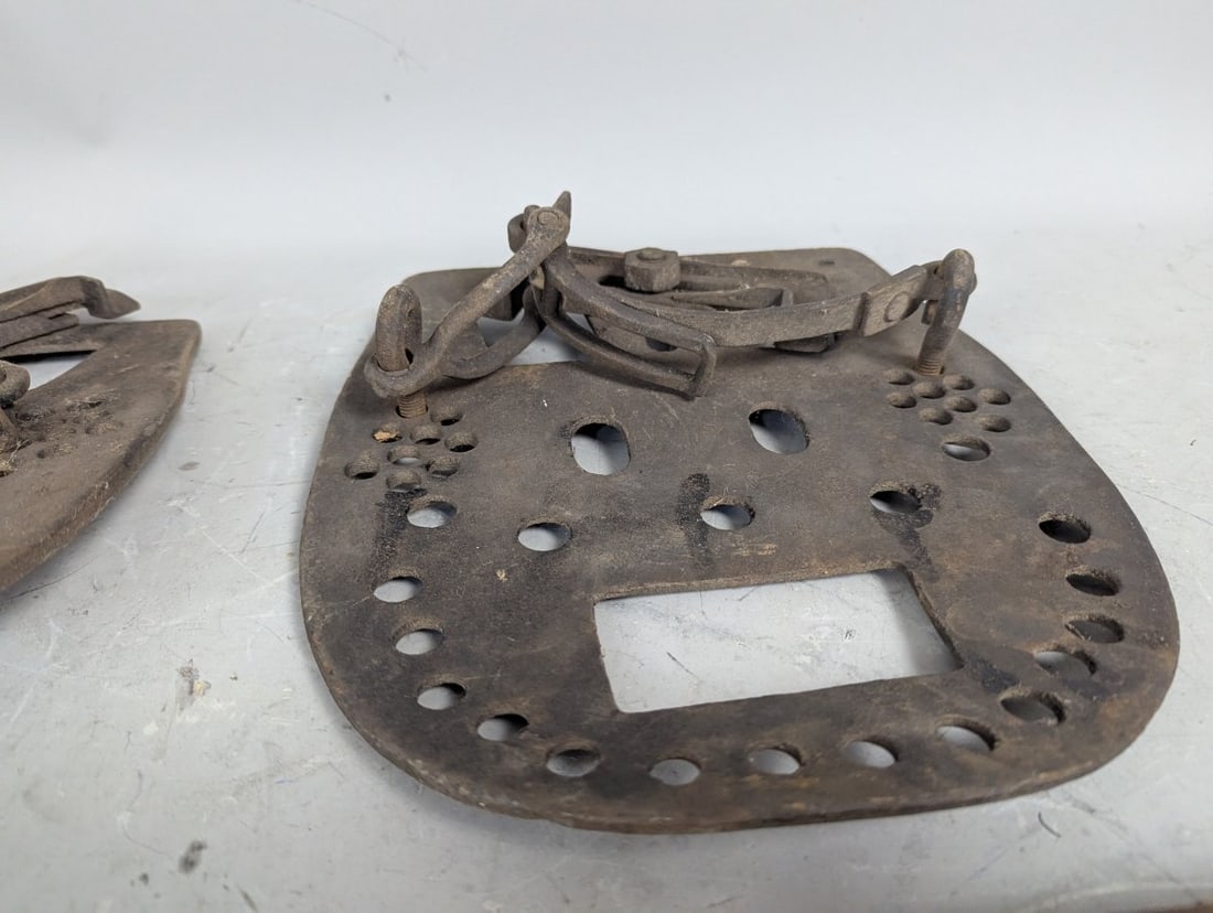 Antique Barcus Automatic Horse Marsh Swamp Horse Shoes Set - Collectible - 3